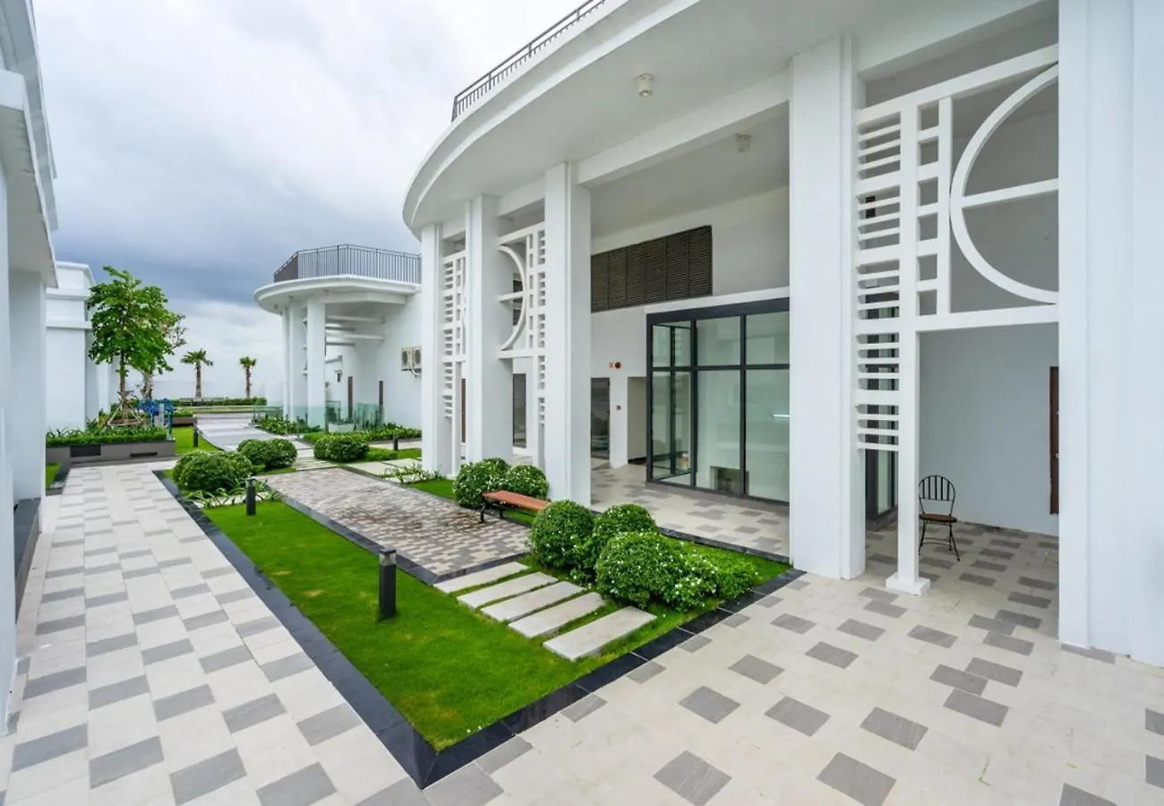Saigon-Royal Breathtaking River View District 4 Ho Chi Minh City Apartment