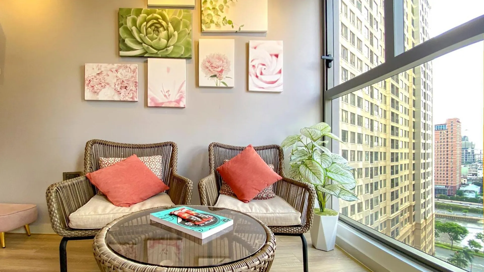 Apartment Saigon-Royal Breathtaking River View District 4 Ho Chi Minh City
